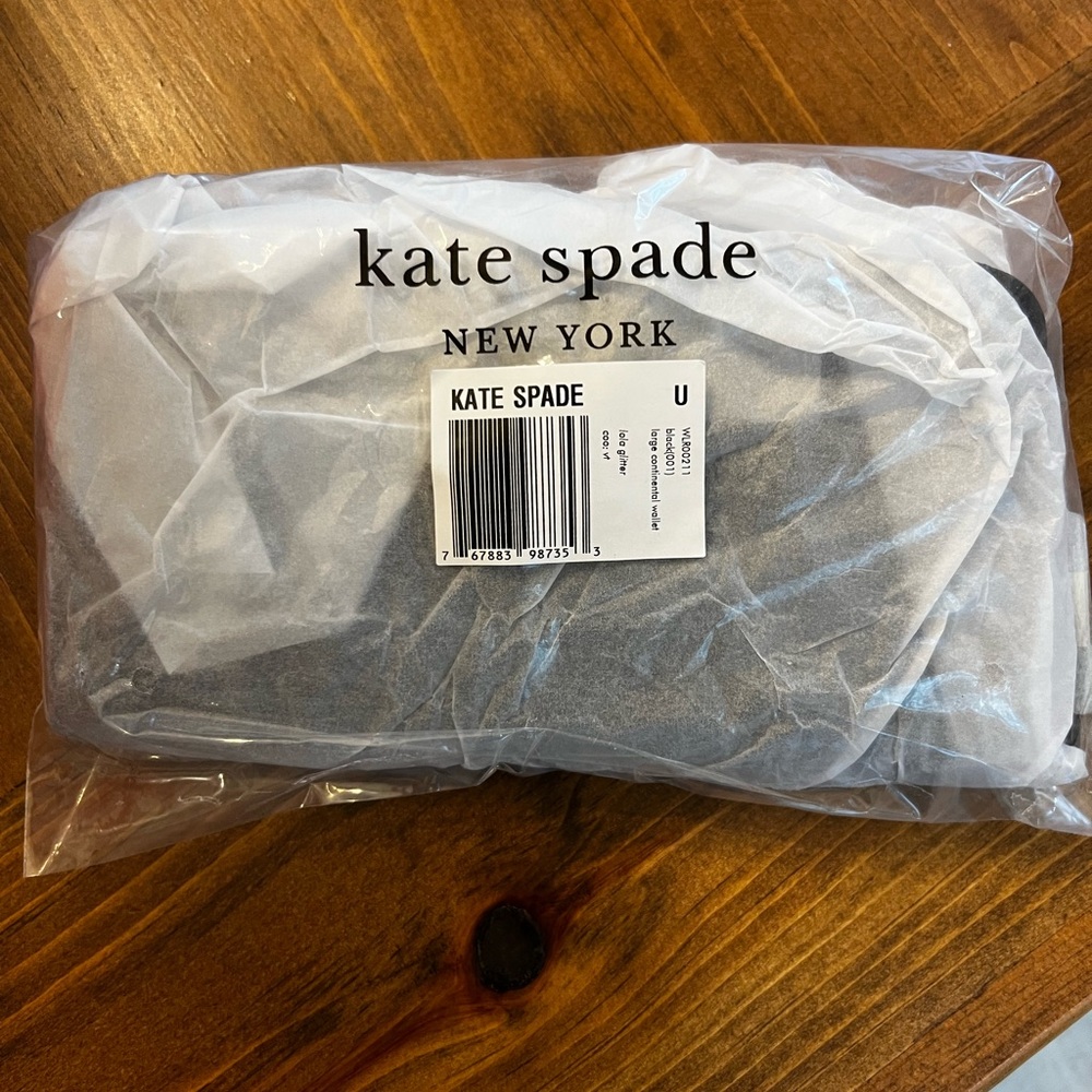 Brand New! Kate Spade Lrg Continental Wallet